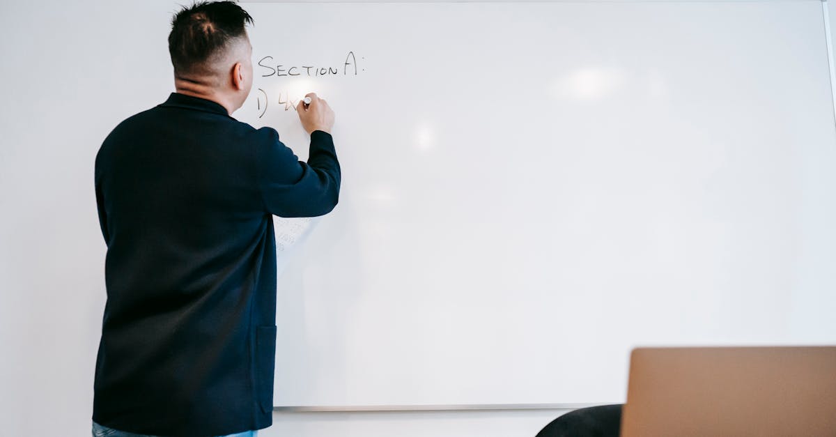What are the Benefits of Relevant Coursework in APM